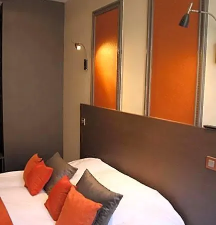 O Prestige Hotel 3*